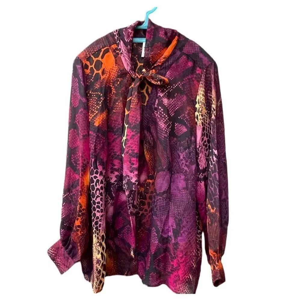 Marc Bouwer size 2X reptile print crepe tie neck button front blouse.